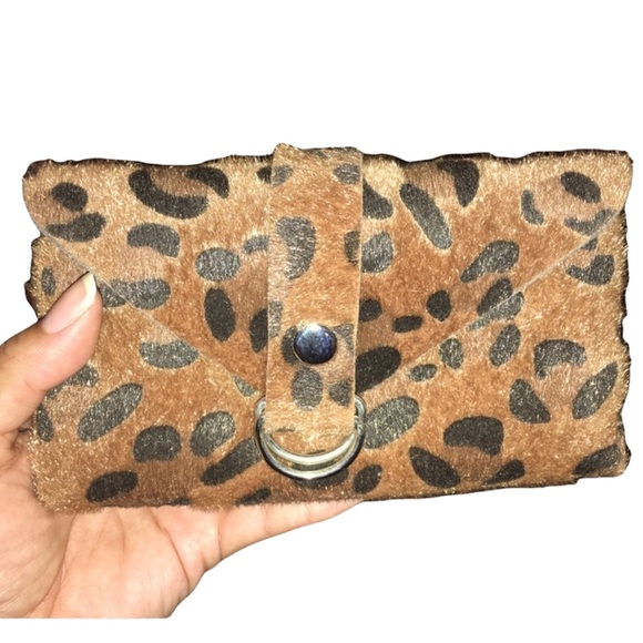 Leopard clutch/belt bag - Picture 2 of 5